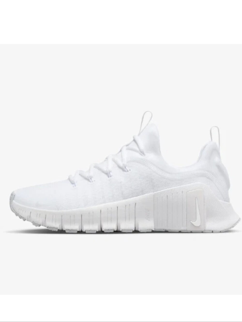 Nike Women's Metcon 6 White And Platinum Knit Sneaker - Size 7.5